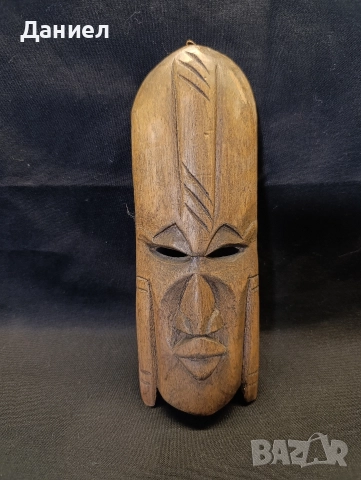 Дървена маска