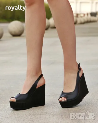 Сандали на платформа - черна кожа
