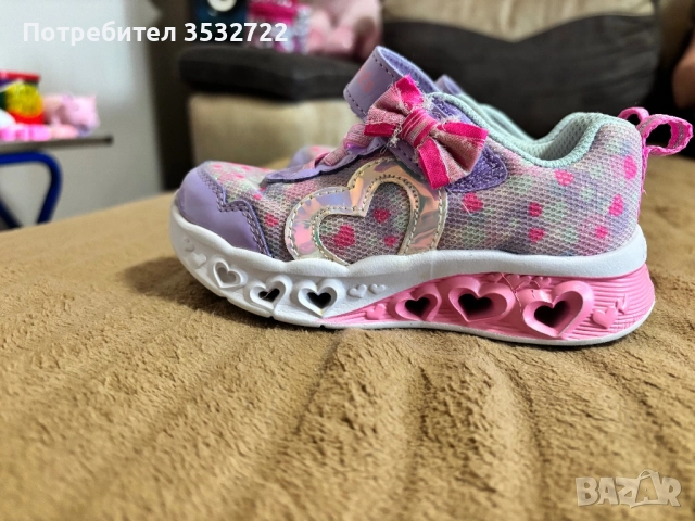 Детски маратонки adidas и Skechers , снимка 3 - Маратонки - 51553973