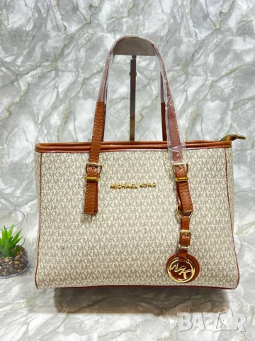 чанти michael kors, снимка 9 - Чанти - 50761045