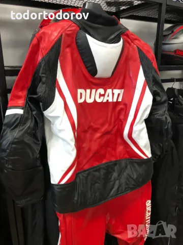 Koжен мото екип DUCATI CORSE REPLICA,2ч.4XL,протектори,гърбицаNEW, снимка 7 - Аксесоари и консумативи - 47146141