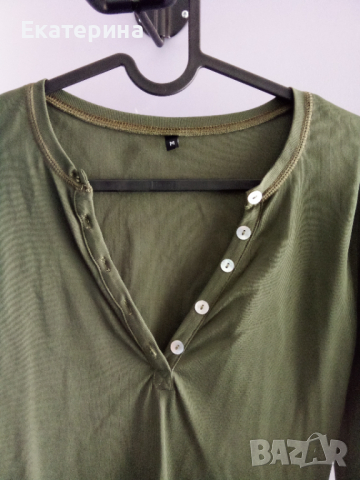 Дамска зелена блуза, снимка 2 - Блузи с дълъг ръкав и пуловери - 45036978