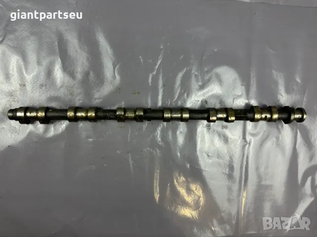 Разпределителен Вал за БМВ BMW E60 E65 E90 7788782 