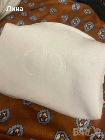 Несесер за гримове Dior, снимка 4 - Чанти - 52857613