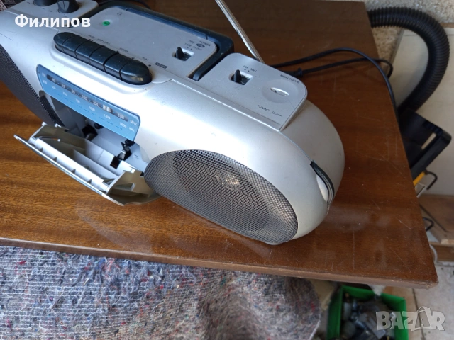 philips AQ 5150/oos фм радио/касетофон топ състояние, снимка 3 - Радиокасетофони, транзистори - 54172917