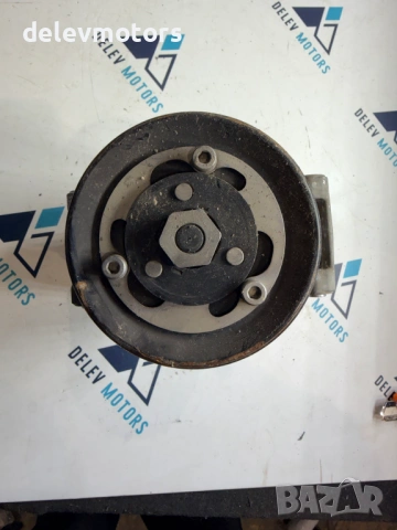 5Q0820803 компресор за климатик от Vw Golf R 4motion 2018г, двигател CJX 2.0 TFSI 300 кс., снимка 5 - Части - 54221175