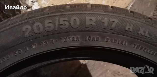Продавам 2 броя зимни гуми 205.50.17 на 1 сезон дот 2021 Barum , снимка 3 - Гуми и джанти - 54079411