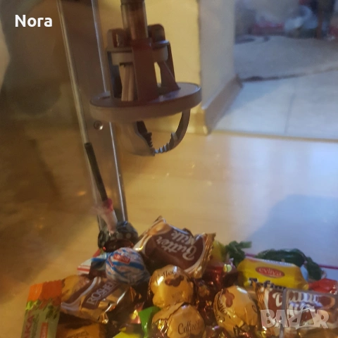 Машина за ловене на бонбони, снимка 2 - Електрически играчки - 54036343