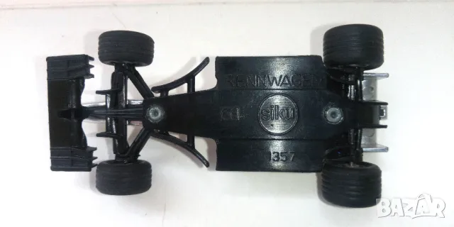 SIKU 1357 - Rennwagen F1 Mercedes, снимка 7 - Колекции - 48354639