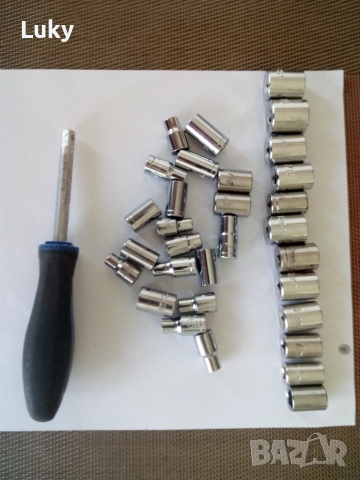 Отвертка смного накрайници.