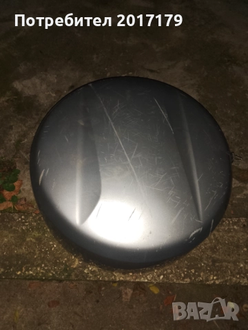 Капак за резервната гума на джип Toyota RAV4