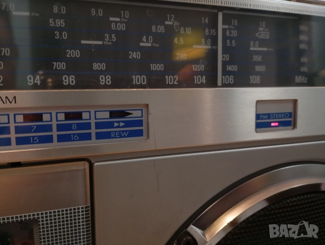 Радиокасетофон JVC M70LB Boombox Ghettoblaster jvc rc m70lb, снимка 4 - Радиокасетофони, транзистори - 52867830