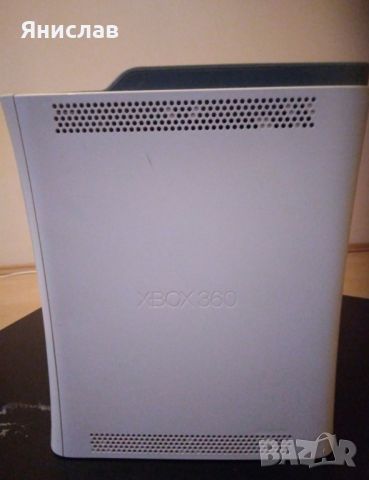 XBOX 360 хакнат с два джойстика, снимка 4 - Xbox конзоли - 45983097