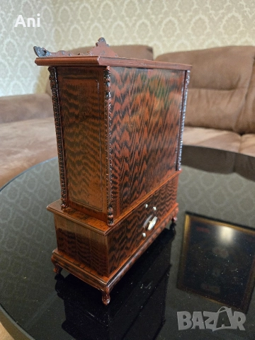 Музикална кутия/ бижутерка тип витрина, снимка 6 - Други - 52728814