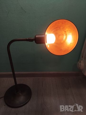 Стара писалищна лампа, снимка 5 - Настолни лампи - 45523565