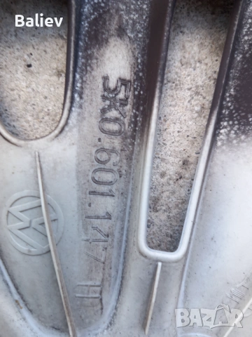 5K0.601.147 H тасове VW, снимка 5 - Аксесоари и консумативи - 53882264