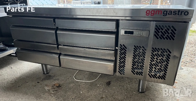 Хладилна маса база професионална 4 чекмеджета profesionalna hladilna masa baza 