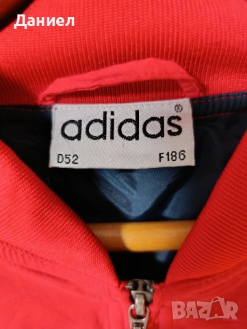 Тънко яке Adidas , снимка 4 - Якета - 51883772