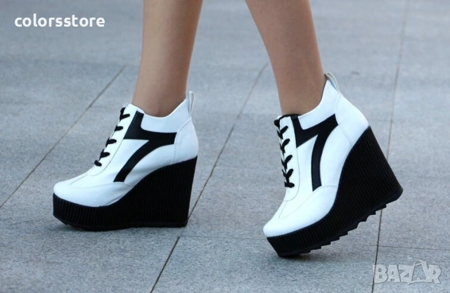 Кецове на платформа - бяла кожа с черна лента и черно ходило - NO4