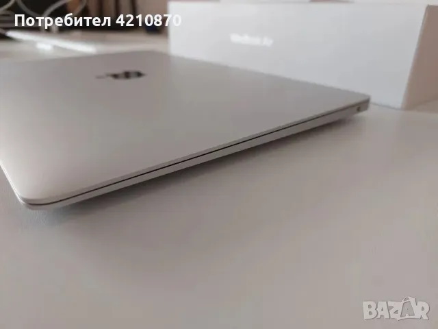 Macbook Air 13,3 M1 Chip, Retina display, Space Gray 8GB, 256GB, оставаща гаранция, снимка 4 - Лаптопи за работа - 47010125