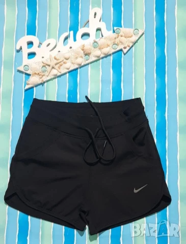 къси панталонки nike , снимка 3 - Къси панталони и бермуди - 51094694