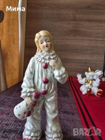 Порцеланова фигура на момиче клоун, снимка 5 - Статуетки - 51879000