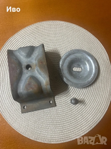 Стойка за резервна гума