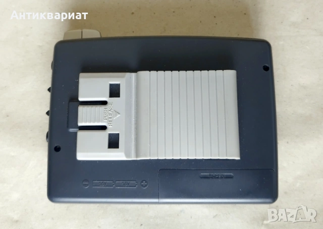 AIWA GM100 преносим стерео касетофон (WALKMAN), снимка 2 - Радиокасетофони, транзистори - 54099402