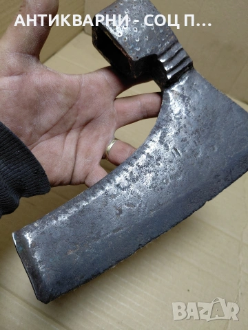 Соц Стара Ръчно Кована Брадва Кривица 0.700кг. НОМЕР 1557., снимка 7 - Антикварни и старинни предмети - 54084046