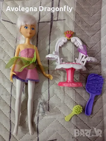 Малка кукличка Камбанка със столче и аксесоари