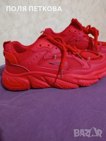 Червени маратонки , снимка 4 - Маратонки - 54061310