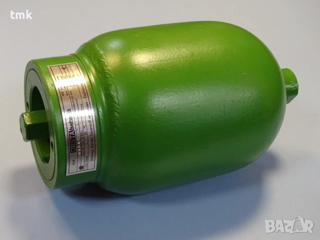 Хидроакумулатор Orsta Hydraulic 2.5/16 TGL 10843 Diaphragm Accumulator 160Bar 2.5L, снимка 2 - Резервни части за машини - 50550779