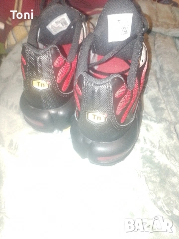 Nike Air Max Plus Black Red 44 чисто нов Nike TN Air Max Plus Black Fiery Red 369лева в магазин, снимка 14 - Маратонки - 53449414