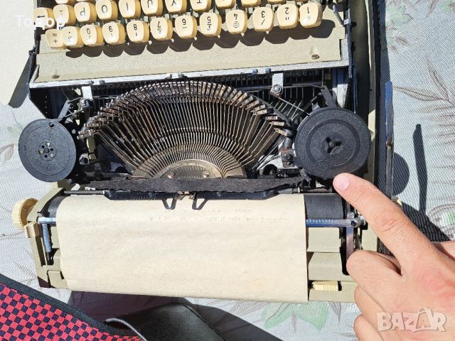 Българска пишеща машина , снимка 8 - Други машини и части - 45204985