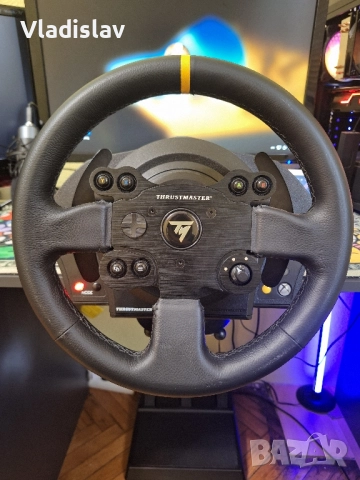 Волан Thrustmaster TX Racing Wheel Leather + Thrustmaster TH8S Shifter