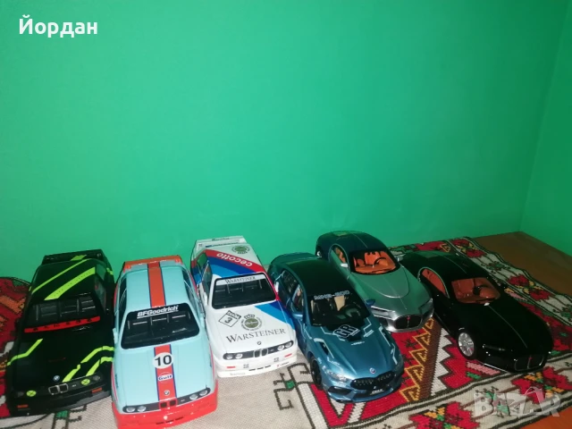 Метални колички с отварящи се врати,работещи фарове и звук от двигател