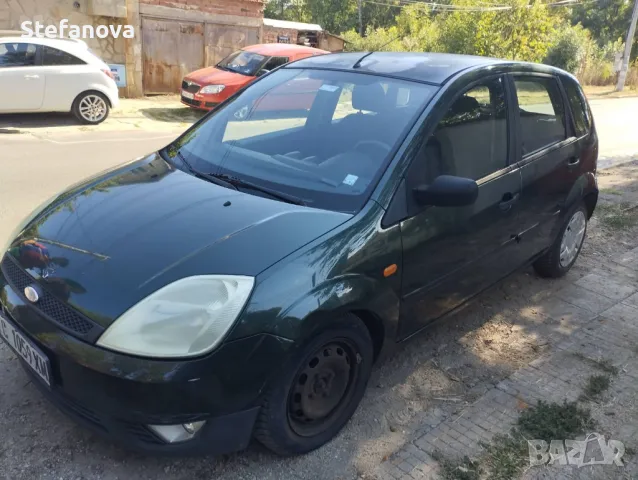 Ford Fiesta бензин 2004, снимка 8 - Автомобили и джипове - 46875618