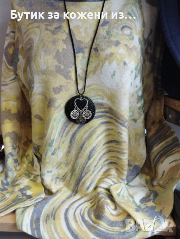 Блуза , снимка 2 - Блузи с дълъг ръкав и пуловери - 53383680