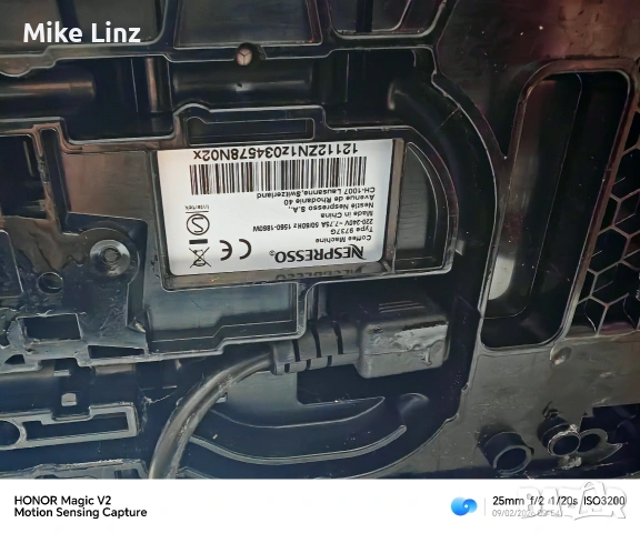 Nespresso Typ9737 G, снимка 5 - Кафемашини - 53410162