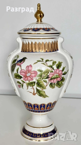 Винтидж порцеланова амфора / ваза с капак, снимка 3 - Вази - 52444420