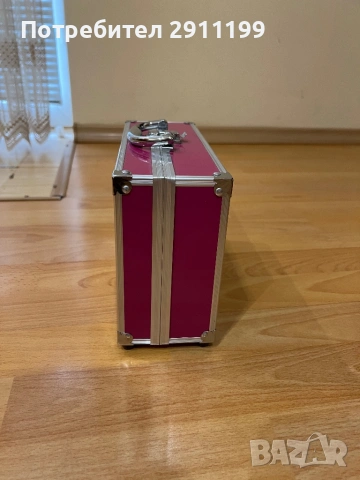 Малък куфар, снимка 3 - Куфари с инструменти - 53896078