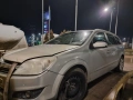 Opel Astra 1.9 CDTI Теглич На части, снимка 2