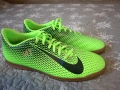 Футболни обувки за зала NIKE, снимка 1