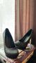 LILLY LILYA черни обувки на висок ток и платформа със златна подметка , снимка 1 - Дамски обувки на ток - 45568918