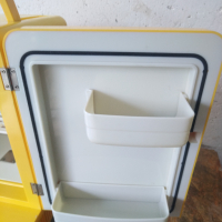Мини хладилник  с обем 15 литра, охлажда до 10С°, снимка 15 - Хладилни чанти - 44970361