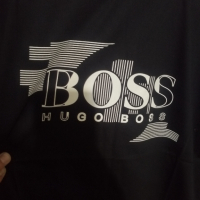 Hugo Boss, снимка 1 - Тениски - 44973934