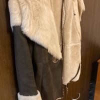 Красиво кожено палто, снимка 15 - Палта, манта - 45093850