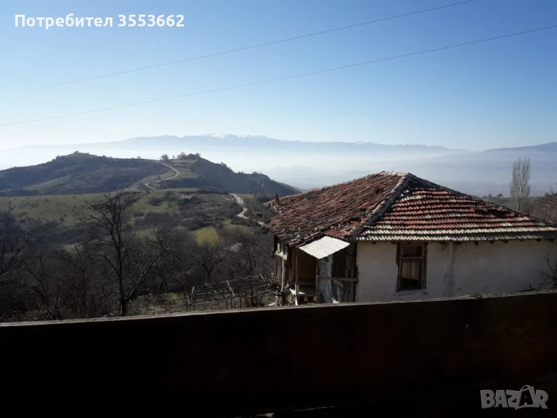 Имот в село в Пирин, до Сандански, снимка 1