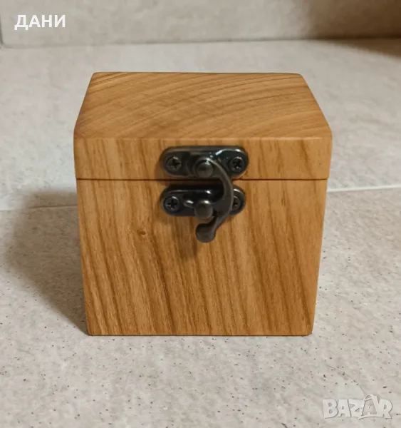 Кутийка , снимка 1