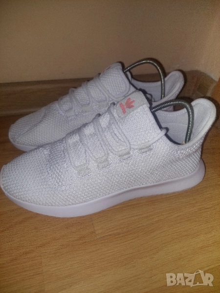 Маратонки бели Adidas, снимка 1